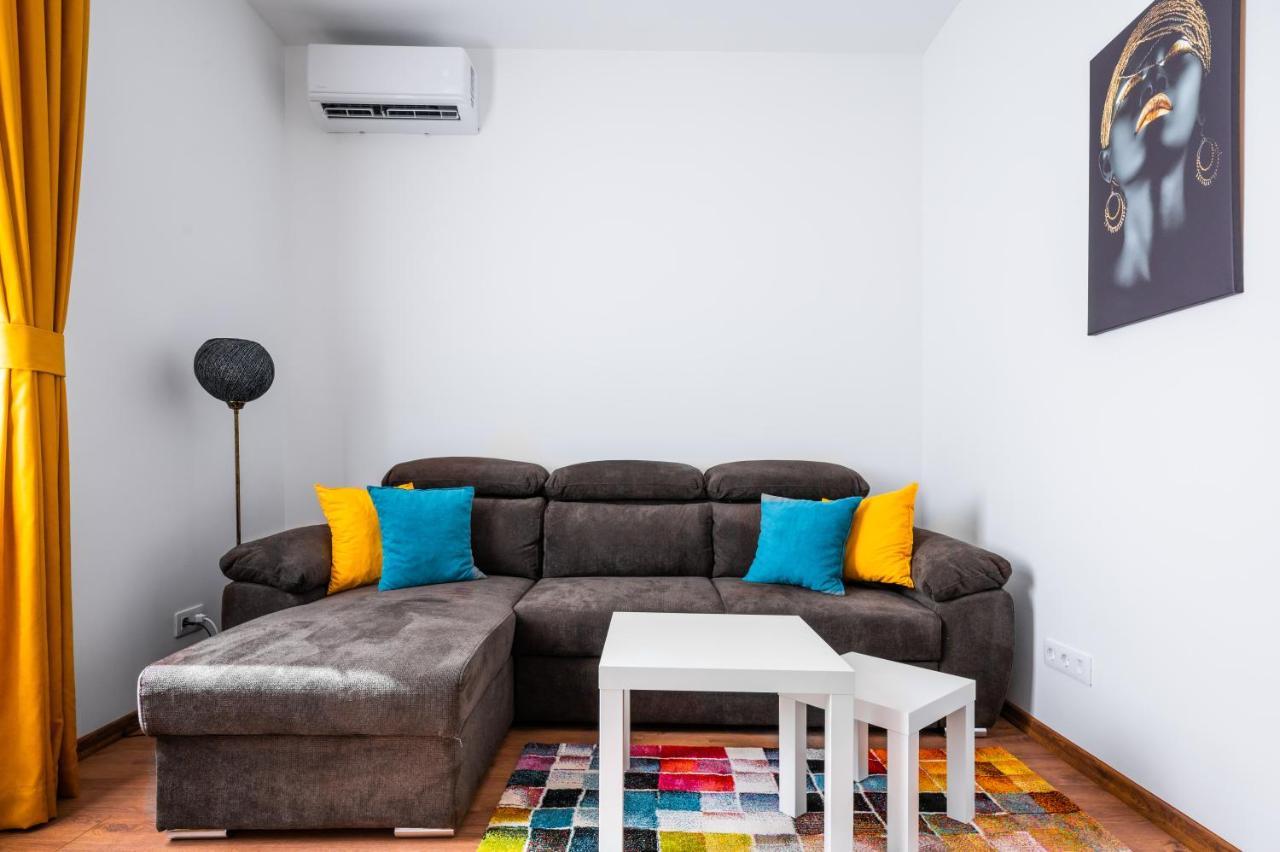 Modern Serenity ~ 1 Bd Flat In Apartament *