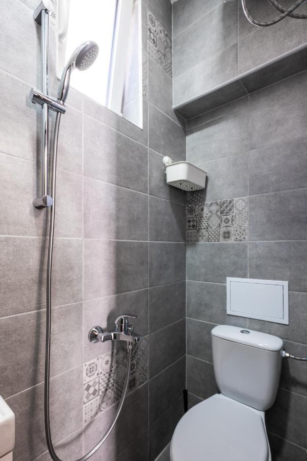 Modern Serenity ~ 1 Bd Flat In Apartemen *
